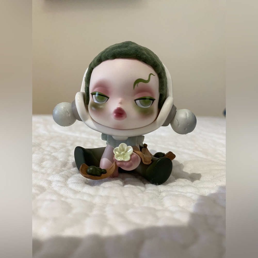 Skullpanda The Ink Plum Blossom Series (The Moss) Pop Mart Figure Blind Box